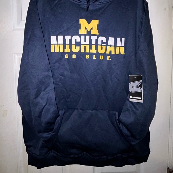 🏈🏟️ University of Michigan Wolverines Marquee Stadium Navy Polyester Hoodie 🏈 - Picture 5 of 14